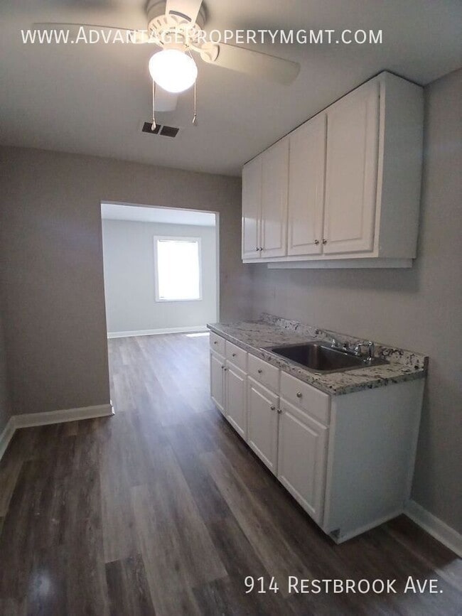 Photo - 914 Restbrook Ave