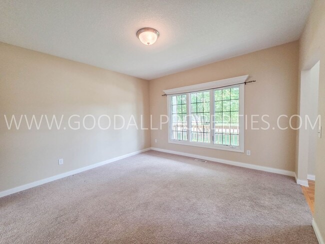 Photo - 14405 Clearview Ln