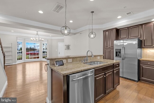 Photo - 42459 Prophecy Terrace