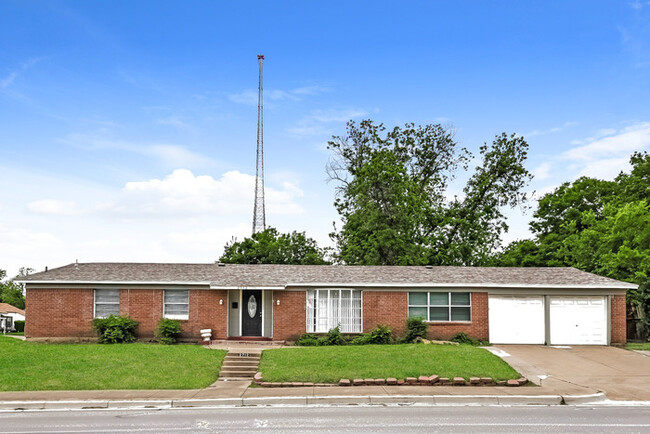 Photo - 2712 Evans Ave House
