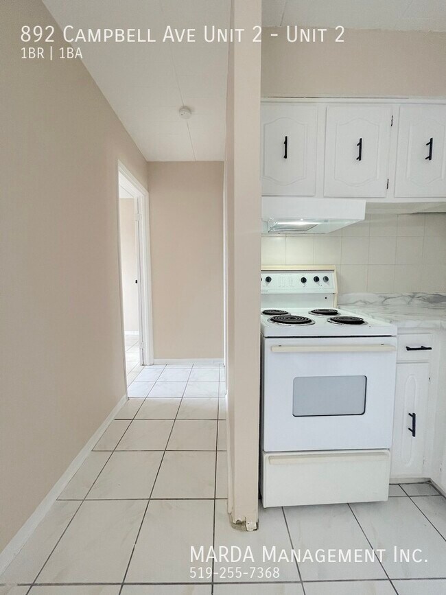Photo - CHARMING 1 BEDROOM/1 BATH APARTMENT IN PRIME LOCATION+HYDRO Unit 2