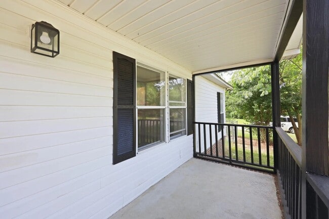 135 Virginia Ln