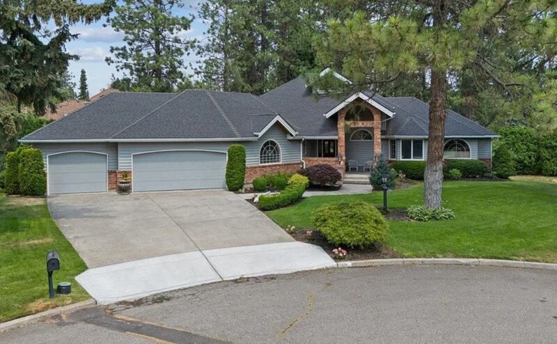 Photo - 602 W Bradford Ct House