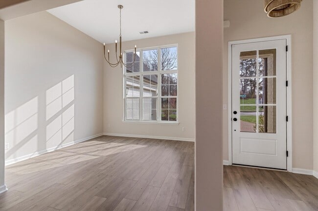 Photo - 55 VALLEY VIEW LANE Ln