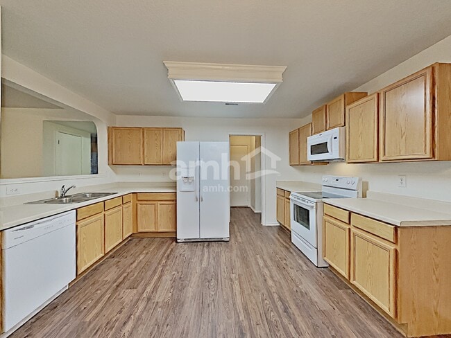 Photo - 1326 Hunt Crossing