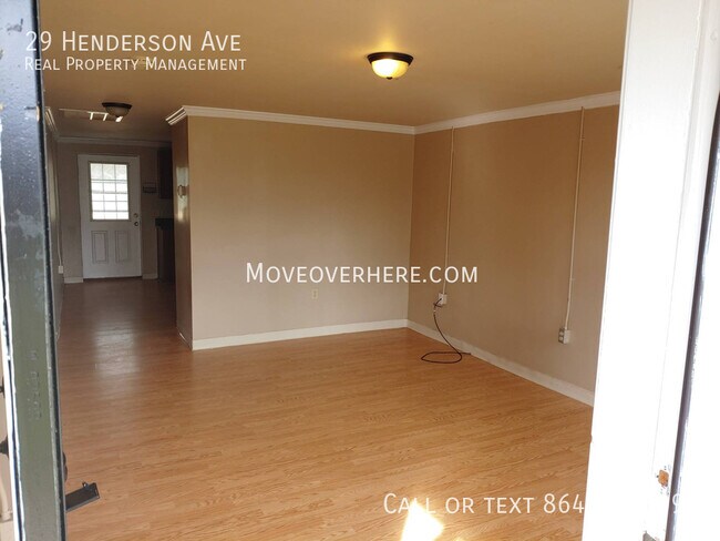 Photo - 29 Henderson Ave
