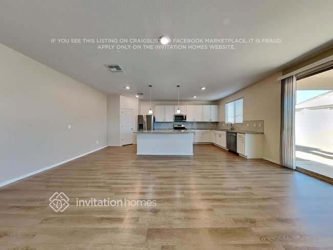 Photo - 19812 W Flower St