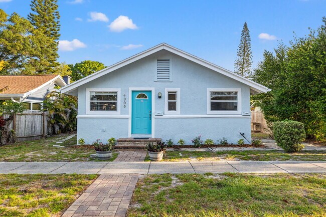 Photo - 4009 Burlington Ave N