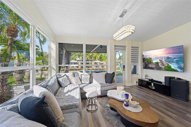 Photo - 1935 Keystone Blvd