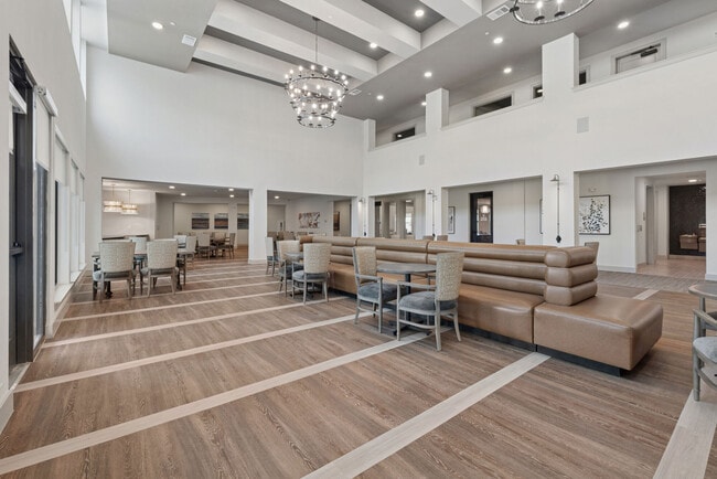 Photo - Promenade Apartments