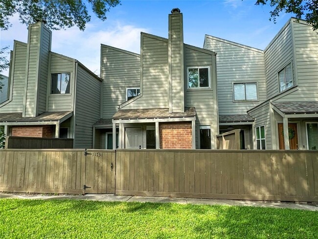 Photo - 11731 Lakeside Pl Dr Rental
