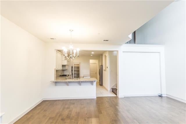 Photo - 420 Texas Dr