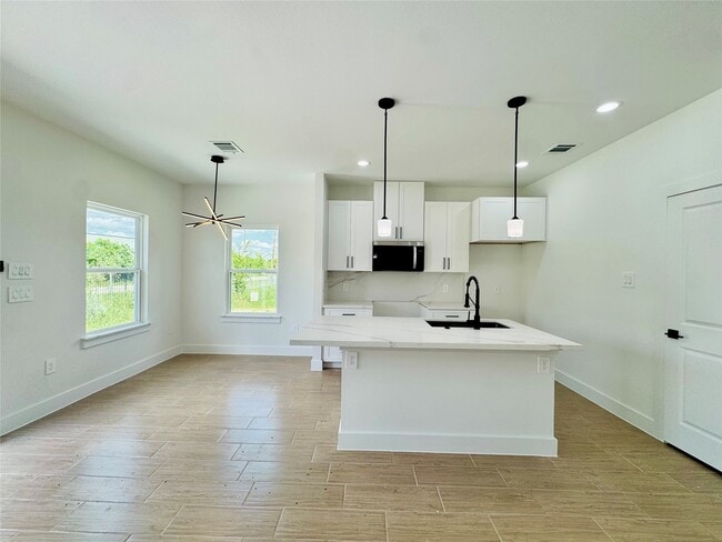 Photo - 5710 Delmack St Unidad B