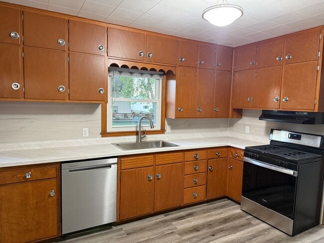 Photo - Four bedroom home located in Eyota MN