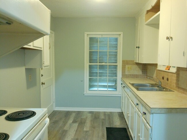Photo - 1722 Tarlton St
