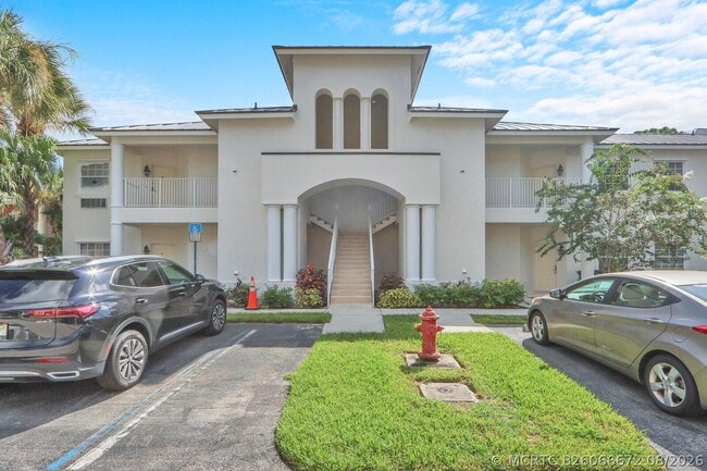 Building Photo - 8034 Carnoustie Pl Unit B
