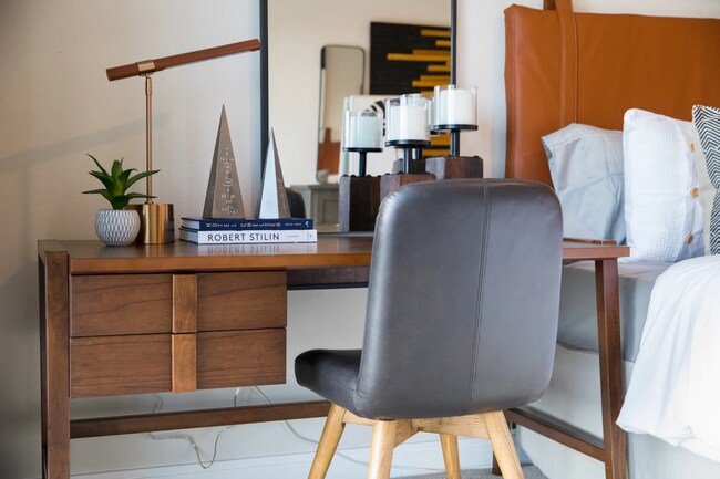 Photo - Get 10 WEEKS FREE – Limited-Time Move-In S... Unit 27SLH2