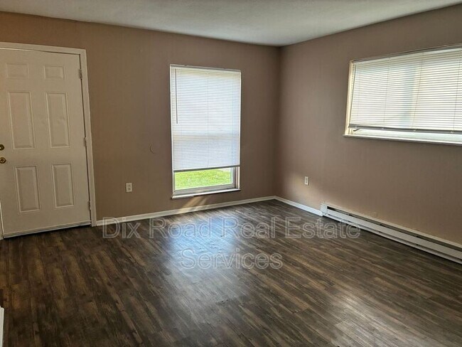 Photo - 2609 Fairport Ave