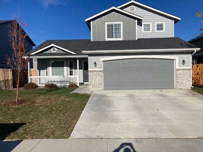 Photo - Meridian-Great location 4 bedroom 2.5  bath home available