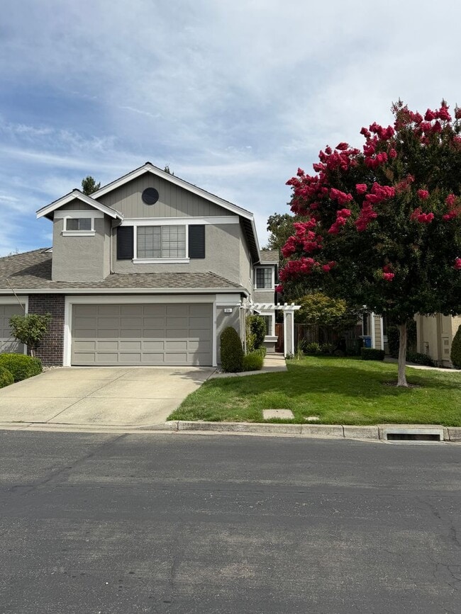 Building Photo - 230 Bridgeside Cir