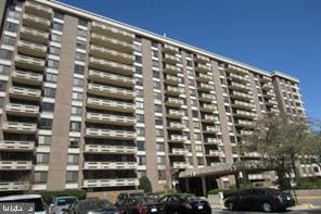 Photo - 1808 Old Meadow Rd Apartment