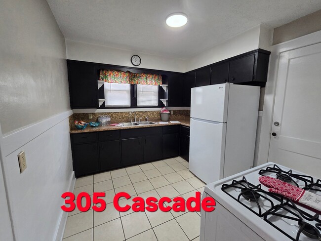 Photo - 305 Cascade St Unit 305