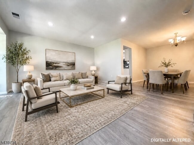 Photo - 511 Dunn Cir