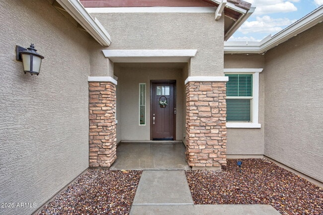 Photo - 203 E Birchwood Pl