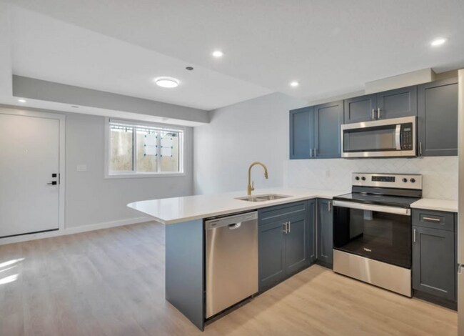 Photo - 9703 174 St NW