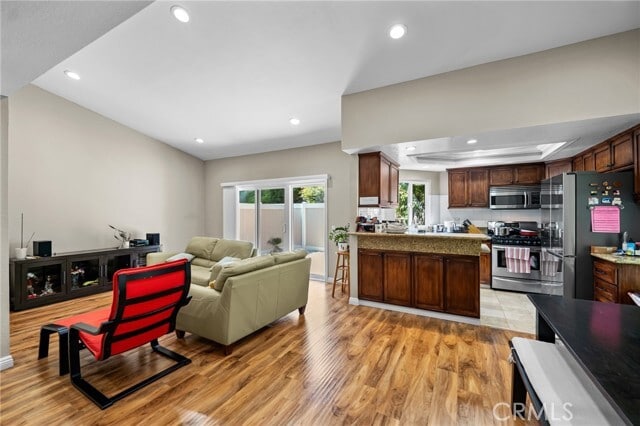 Building Photo - 1315 Albariza Pl