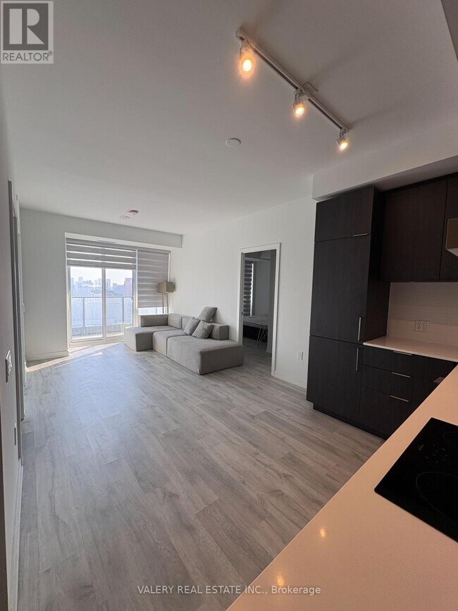 Photo - 8 Olympic Gdn Dr Unit 2705