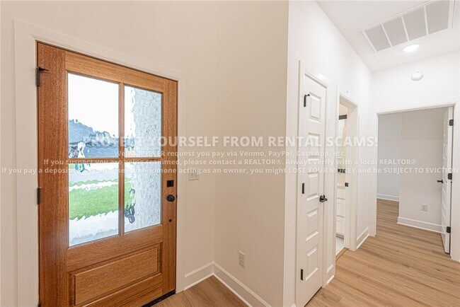 Photo - 6902 SW High Meadow Blvd