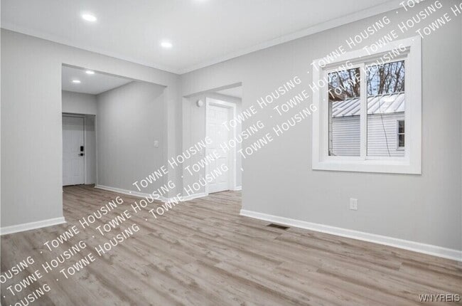 Photo - 30 Cedar St Unit Lower