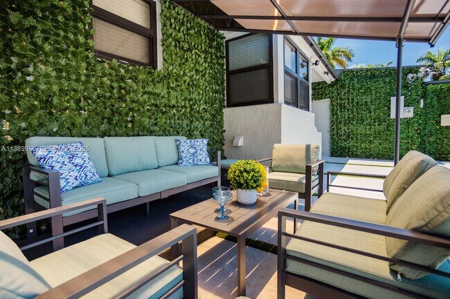 Photo - 801 Harrison St