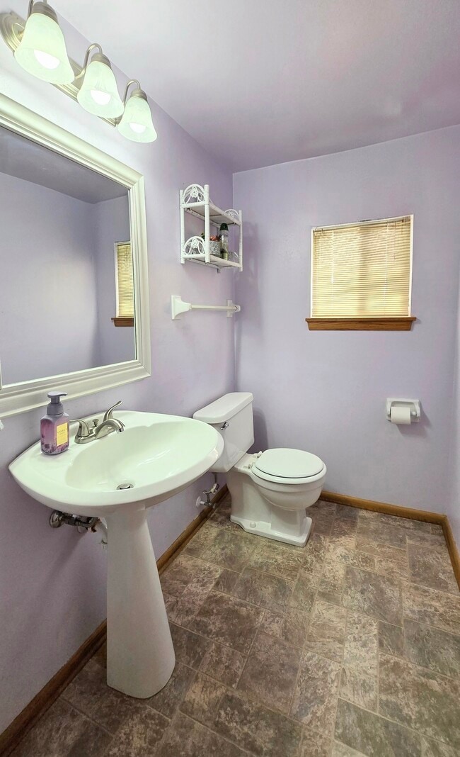 Photo - 9915 W Beloit Rd Unit 9915