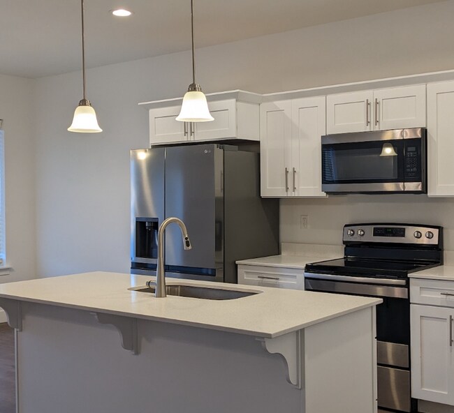 Photo - 1984 N 3830 W