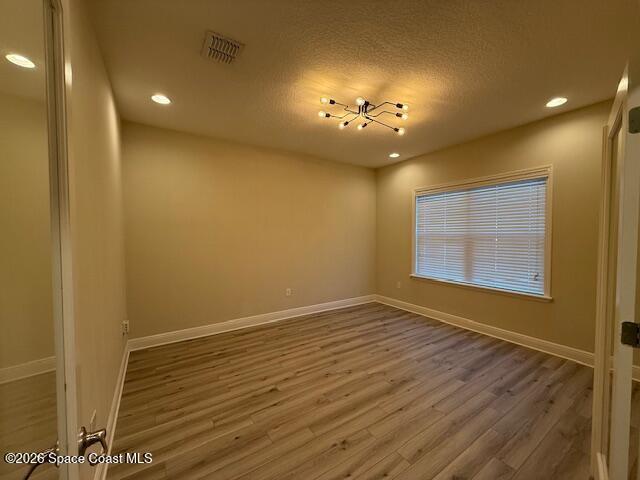 Photo - 4570 Hebron Dr