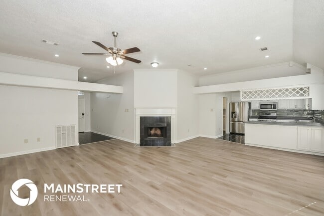 Photo - 6650 Spencer Forest Cove W