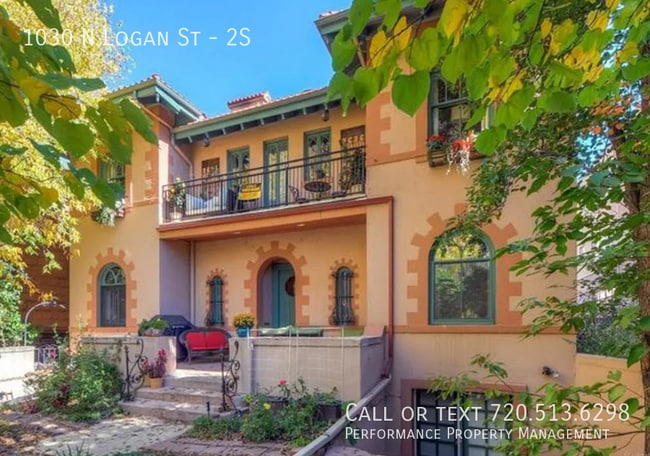 1030 Logan St
