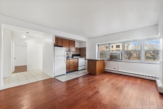 Photo - 4980 N Marine Dr Unit 135