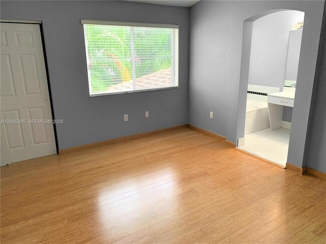Photo - 1130 Buttonwood Ln