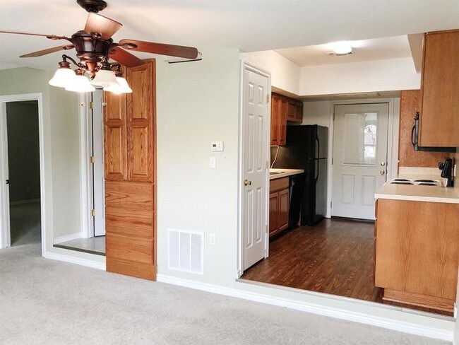 Photo - 2 bedroom all bills paid