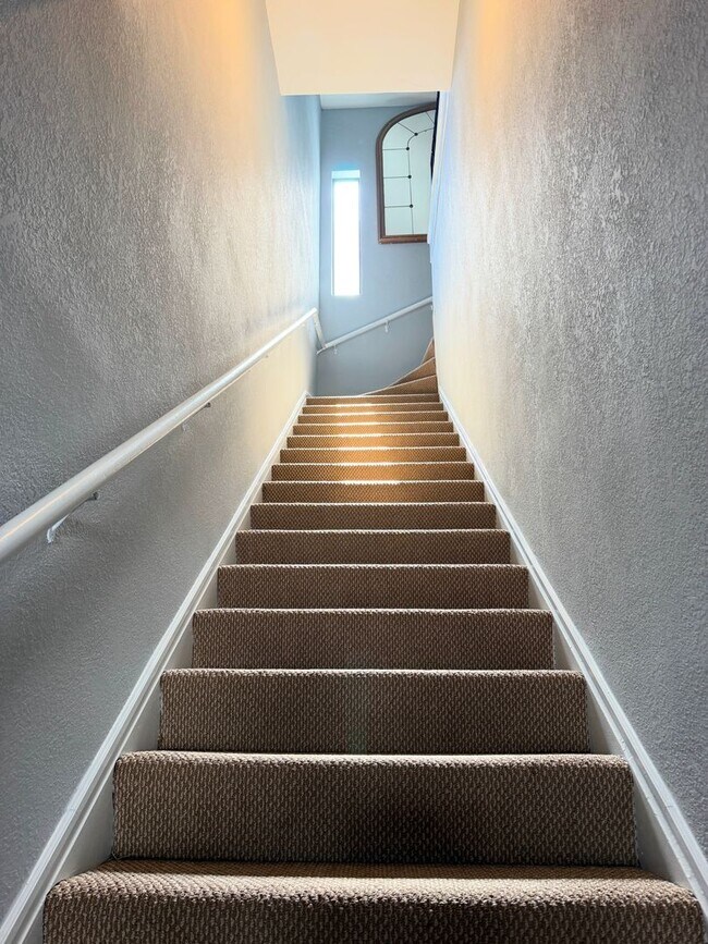1221-1225 Folsom Street