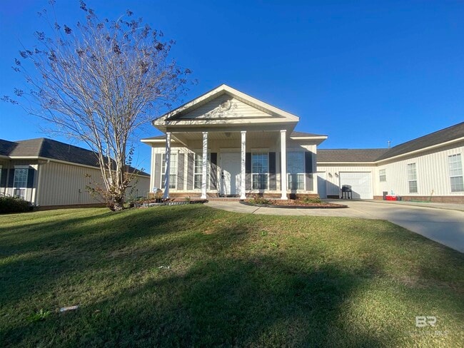 Building Photo - 33171 Stables Dr Rental