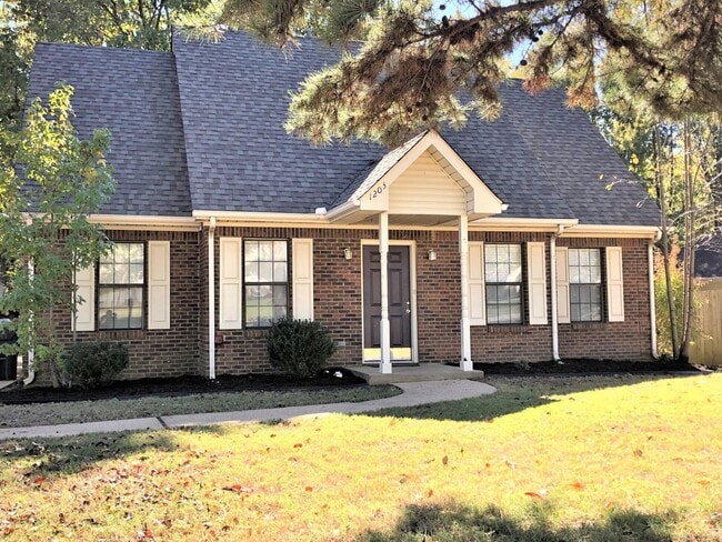 Building Photo - For Rent – 1203 Golfcourse Drive, Jonesboro, AR 72404