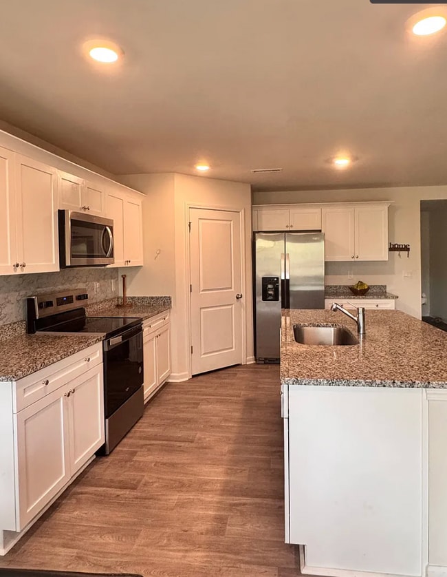 Photo - Room in Townhome on Arkose Dr