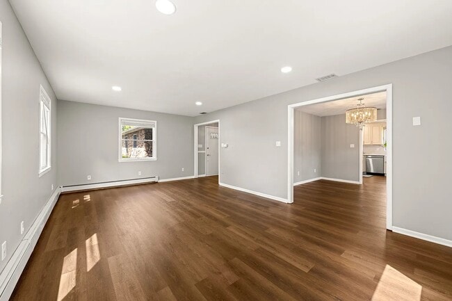 Photo - 3250 Vista Dr