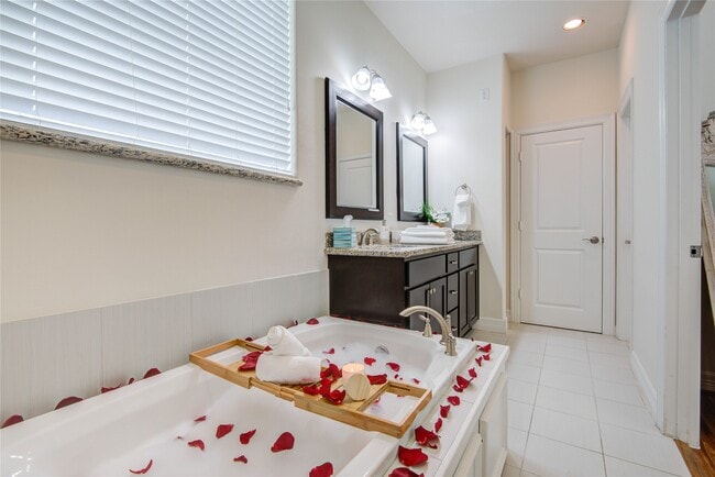 Photo - 738 Link Rd