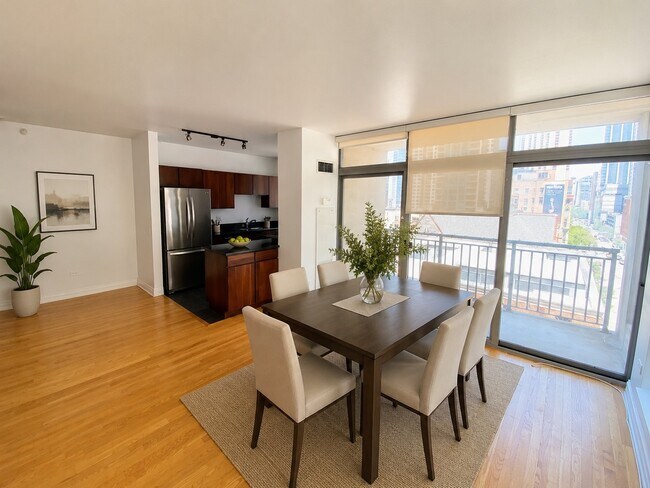 Photo - 600 N Dearborn St Unit 811