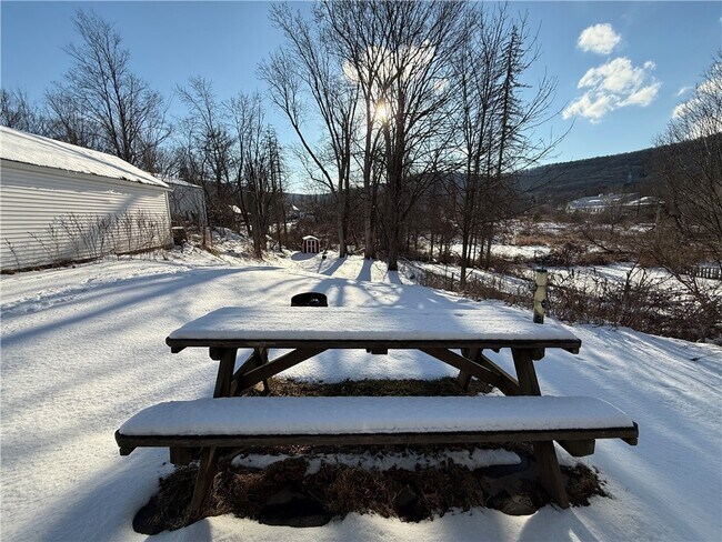 Photo - 23 Burton St